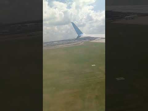 Прилетаю в Москву.✈️🛬☺️#москва #video #шортс #лето2024 #самолет #шереметьево