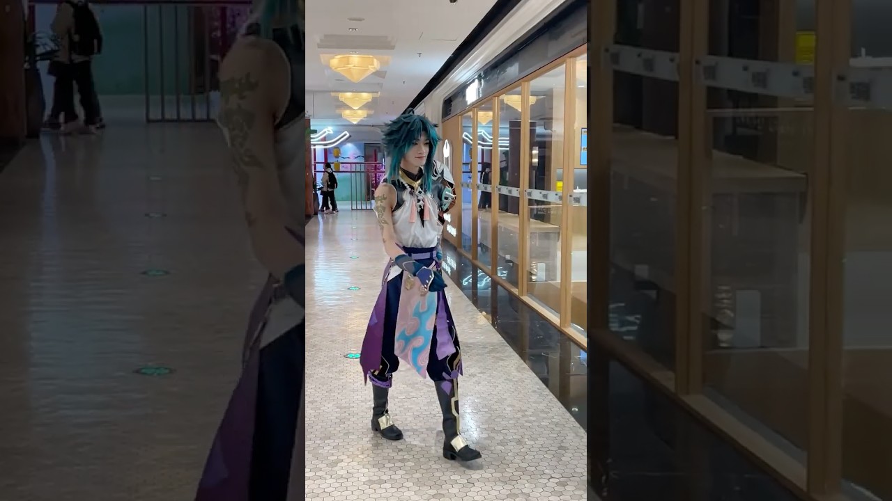 Xiao & Zhongli #anime #game #fyp #genshin #genshinimpact #zhongli #cos #cosplay #cosplayer #girl