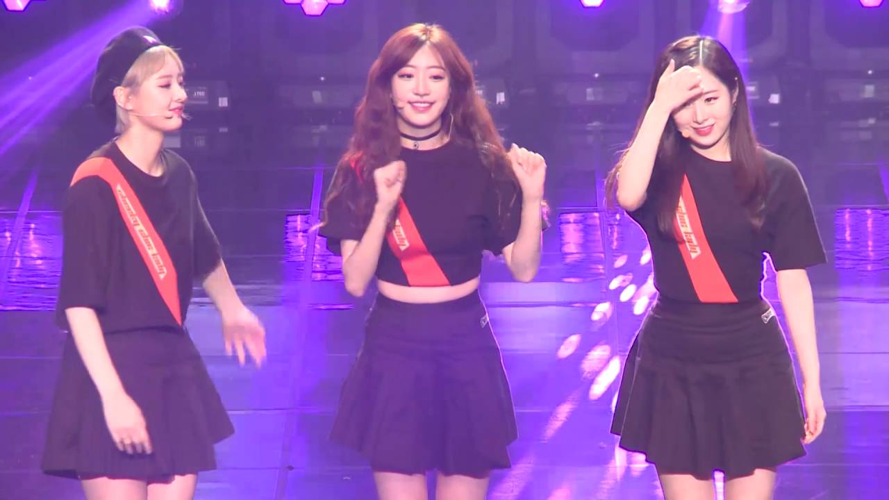 [Fancam] Sonamoo : Sumin - Let's make a movie, A.M.N Showcase @ DMC Festival 2016のサムネイル