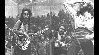 Cem Karaca - Halkız Biz / Londra Konseri