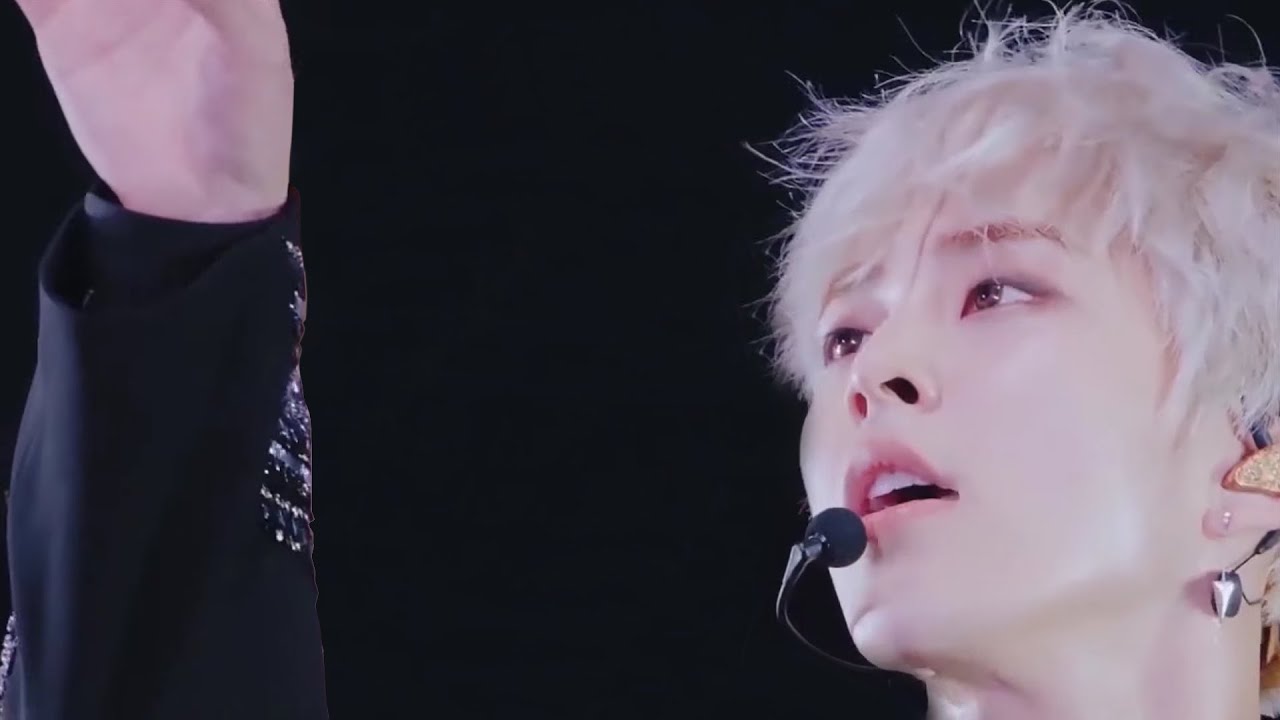 [XIUMIN] 실력, 미모, 요정미 삼박자 고루 갖춰 무대 찢은 핑킹가위 시우민 매지컬✨