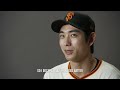 Jung Hoo Lee Explores Oracle Park for the First Time