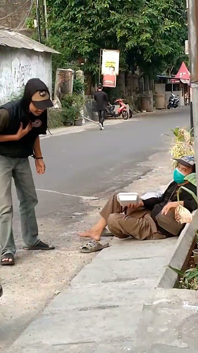 Senin, 1 May 2023 | Greenville & Tanah Abang | Nasi ayam kecap pedas manis