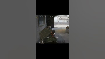 Giving Teammate FREE Loot #deltaforce #arenabreakout #deltaforceninja #gaming