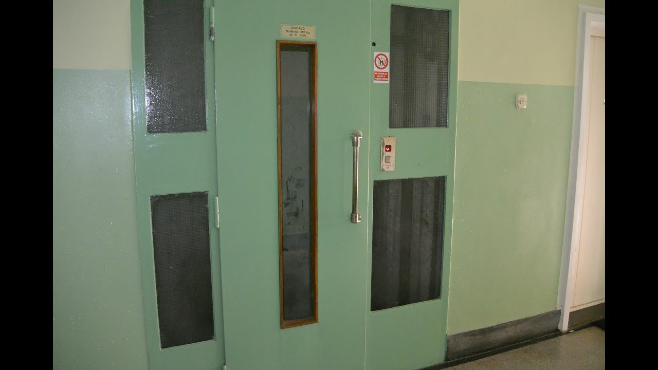 Amazing 1959 Daka 2-speed traction elevator ( mb Daka ) @ Kacova ulica 4, Maribor, Slovenia