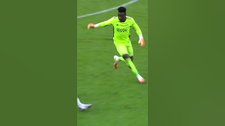 Goalkeeper Onana plays like a midfielder #mufc #onana #goalkeeperonana