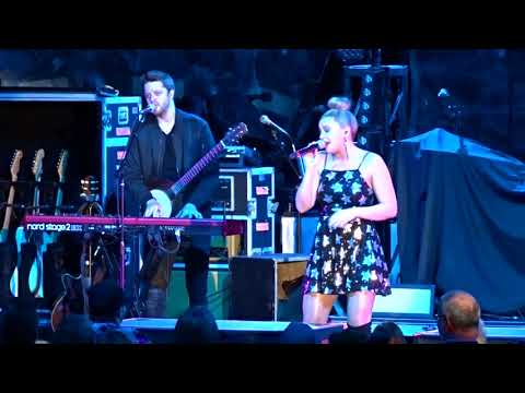 Lauren Alaina - What Ifs Live in Calgary, AB