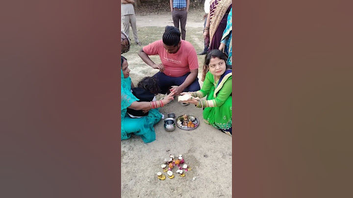 भतीजी के मुंडन में आटे में बाल लेती बुआ ।।#mundan #mundangeet #viral #youtubeshorts #shorts #buaa