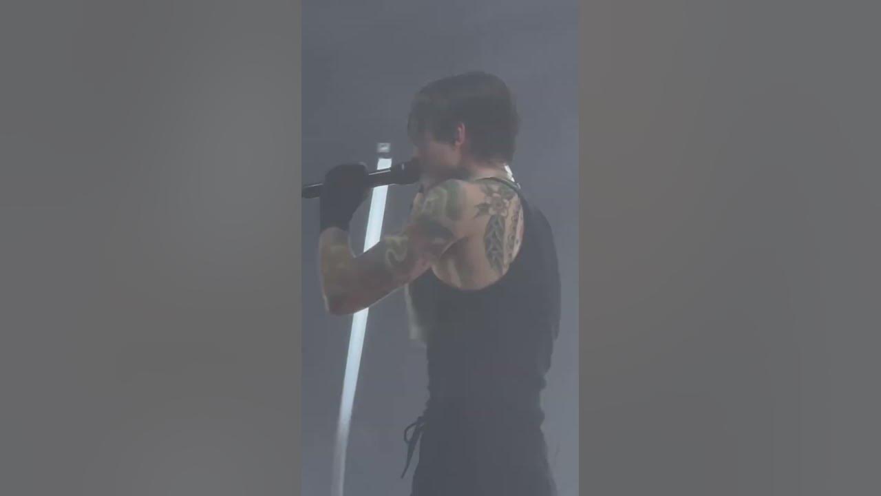 Bad Omens "Just Pretend" #badomens#metalcore#music#concerts#shorts