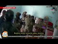 Buscan identificar a militares que fueron captados golpeando a joven en Michoacán | Noticias 5:30