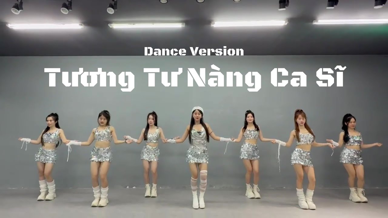 TƯƠNG TƯ NÀNG CA SĨ - PHƯƠNG Ý (BẢN DANCE CHUẨN TIKTOK) Gặp Em Từ Buổi Xem Nhạc Hot TikTok 2025
