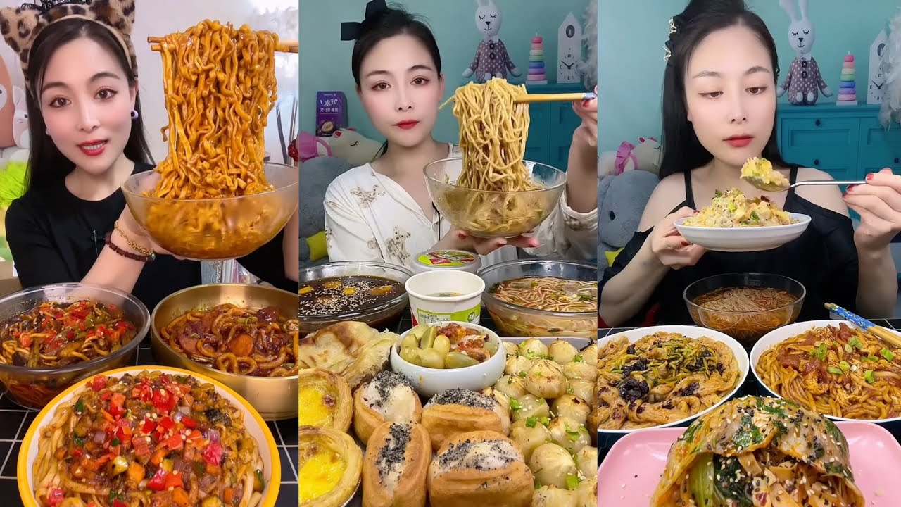 Mukbang : Eating Spicy Noodles 🍜🍜 fire Noodles 🍜 with Hotdogs 😋
