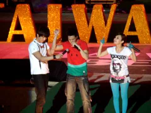 2011.07.30台中市圓滿劇場金牌台灣啤酒音樂派對 大嘴巴-愛的宣言