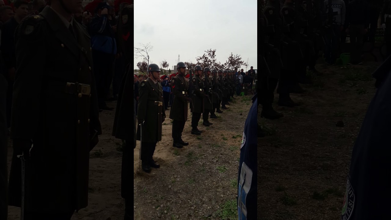 Sehit Üstegmenin Cenaze Toreni ve Saygi Atisi