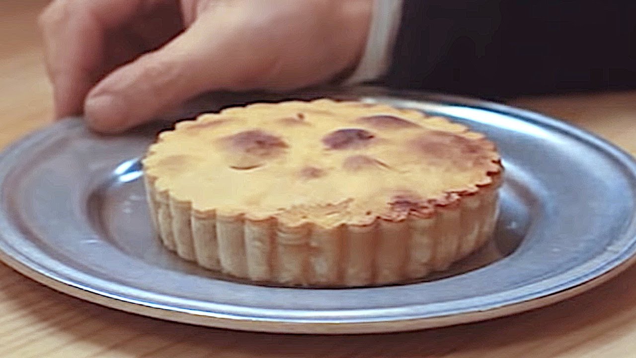 Pear Tart - 18th Century Cooking with Jas Townsend and Son S3E4