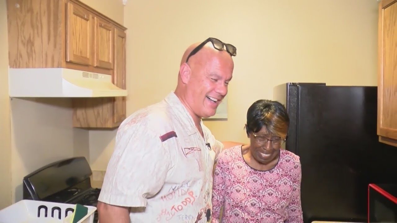 Norman's Neighborhood: Officer Norman helps North Little Rock resident who had no furniture