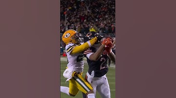 what a catch by DJ Moore 🐻