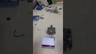 VEX IQ Level Up Hero Bot Flop Has Been Made #vexiq
