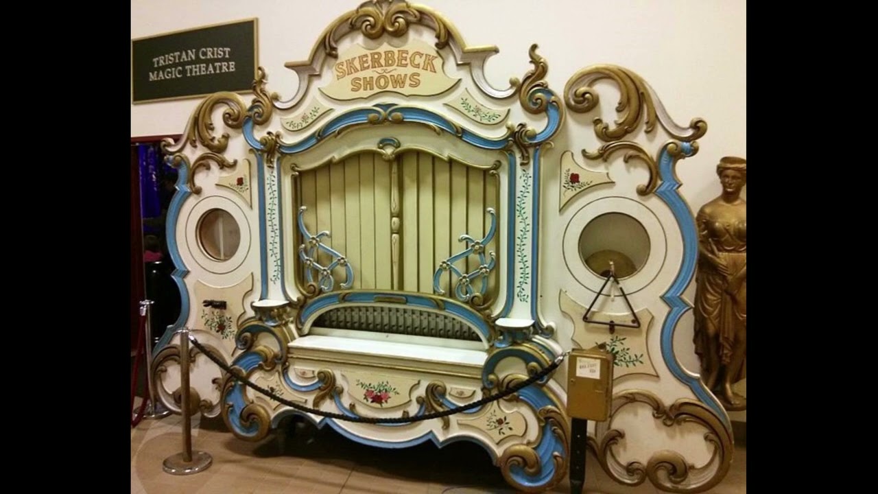 Charles Voltz / organ インテリア　オブジェ　ヴィンテージ Wurlitzer model 165 band organ - Circus World Museum - YouTube