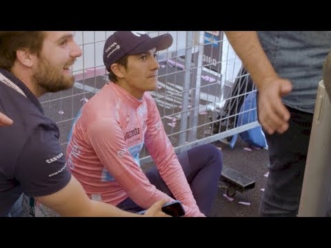 Video: Giro d'Italia 2019: Roglic předal růžový dres Valeriu Contimu, když Fausto Masnada po přestávce vyhrál 6. etapu