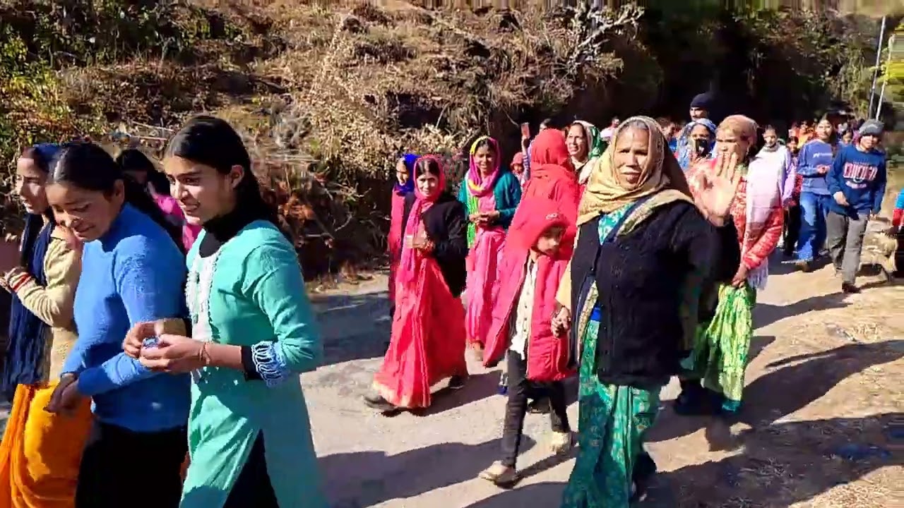 मां चंडिका देवरा यात्रा करके पहुंच गई पाने मायके वीरों|| PAHADI LIFESTYLE 