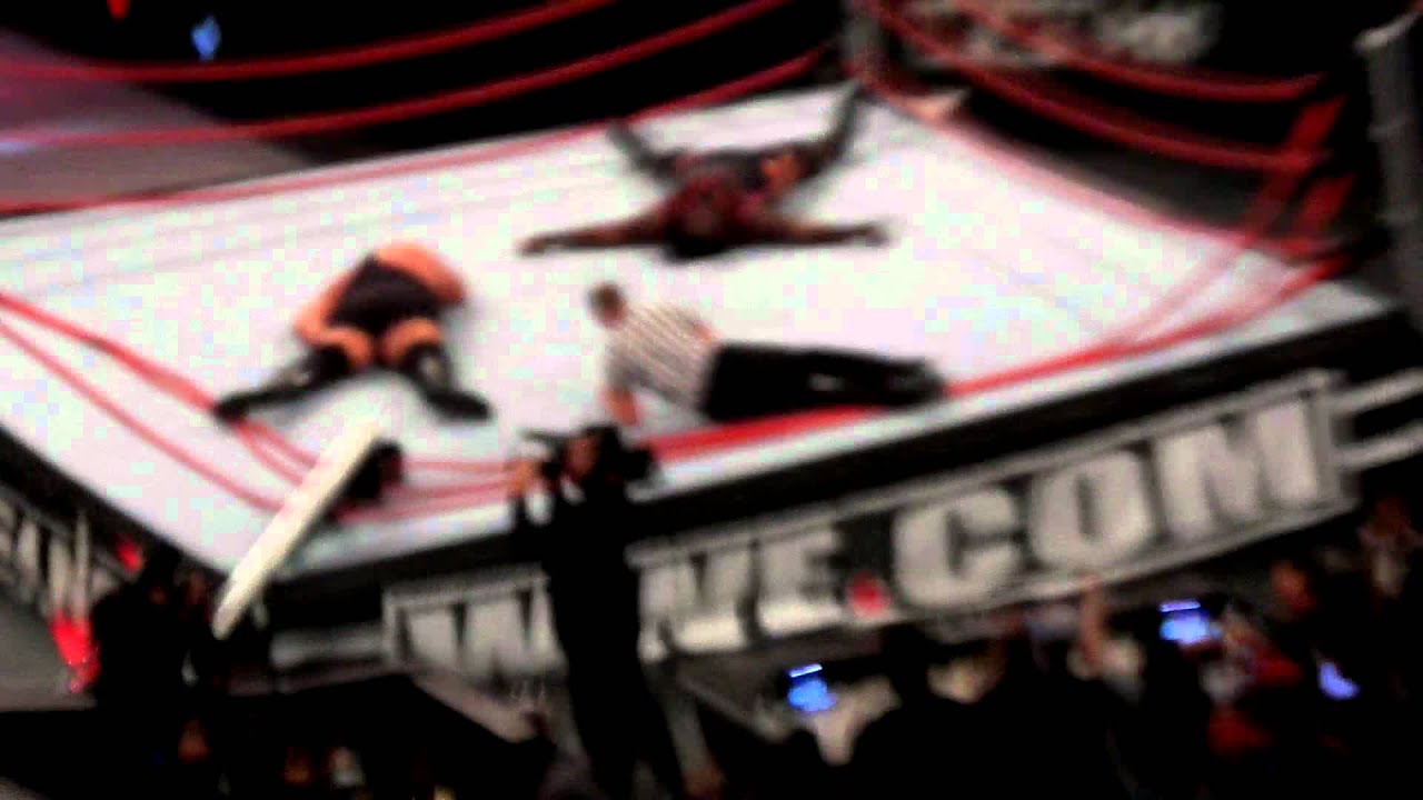 Big Show Vs Mark Henry Ring Collapse When Big Show Mark Henry Broke big-show-vs-mark-henry-ring-collapse-when-big-show-mark-henry-broke