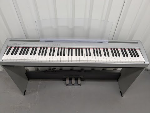 видео: Yamaha P95 digital portable piano with stand and 3 pedals attachment stock number 24195