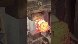 CAN I MAKE A HAMMER FROM NAILS???  Canister Damascus Steel