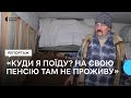 Будинок пошкоджений російськими обстрілами. Подружжя у Дружківці понад півтора року ночує у підвалі