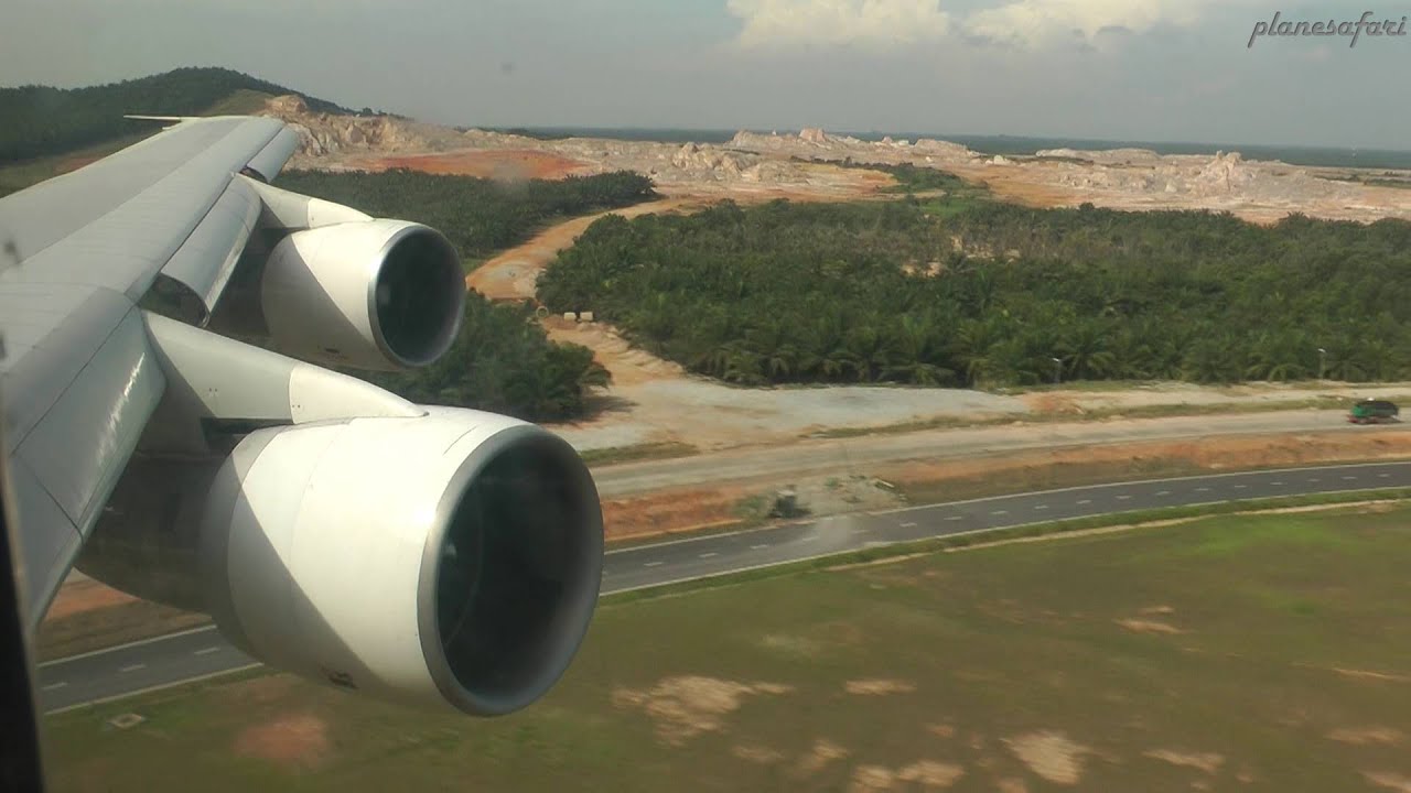 Boeing B747SP-86 – Iran Air's graceful beauty