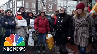 Watch Nationwide Protests Against President Donald Trump’s National Emergency Declaration | NBC News
