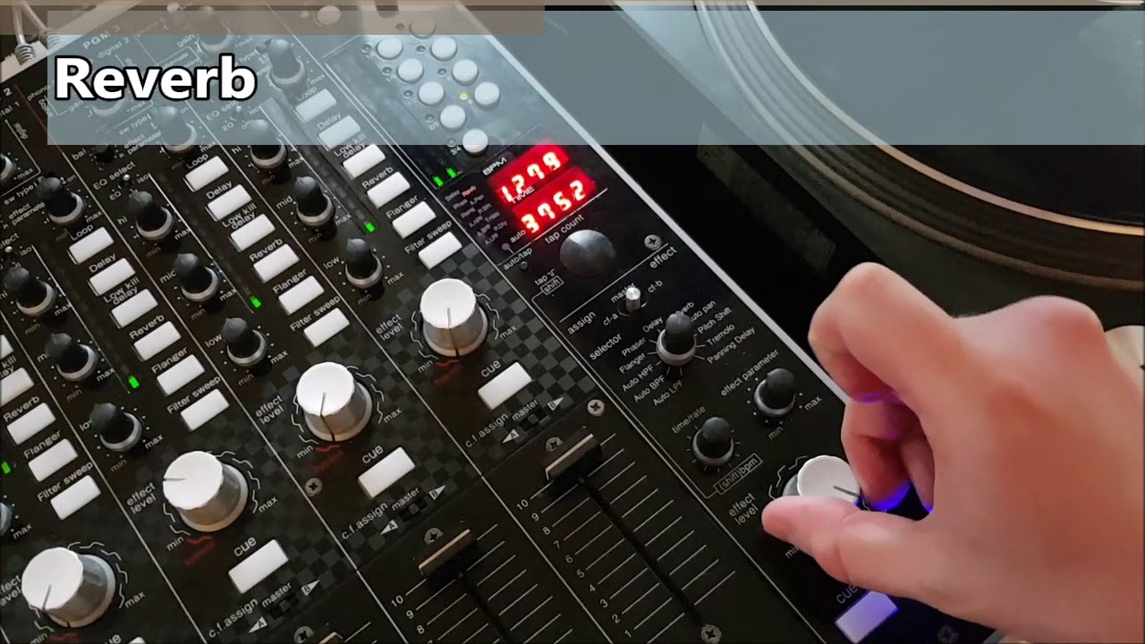 Vestax PMC-580 Pro Effects Presentation - YouTube