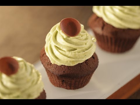 Chocolate Cake with Avocado Frosting | Sanjeev Kapoor Khazana