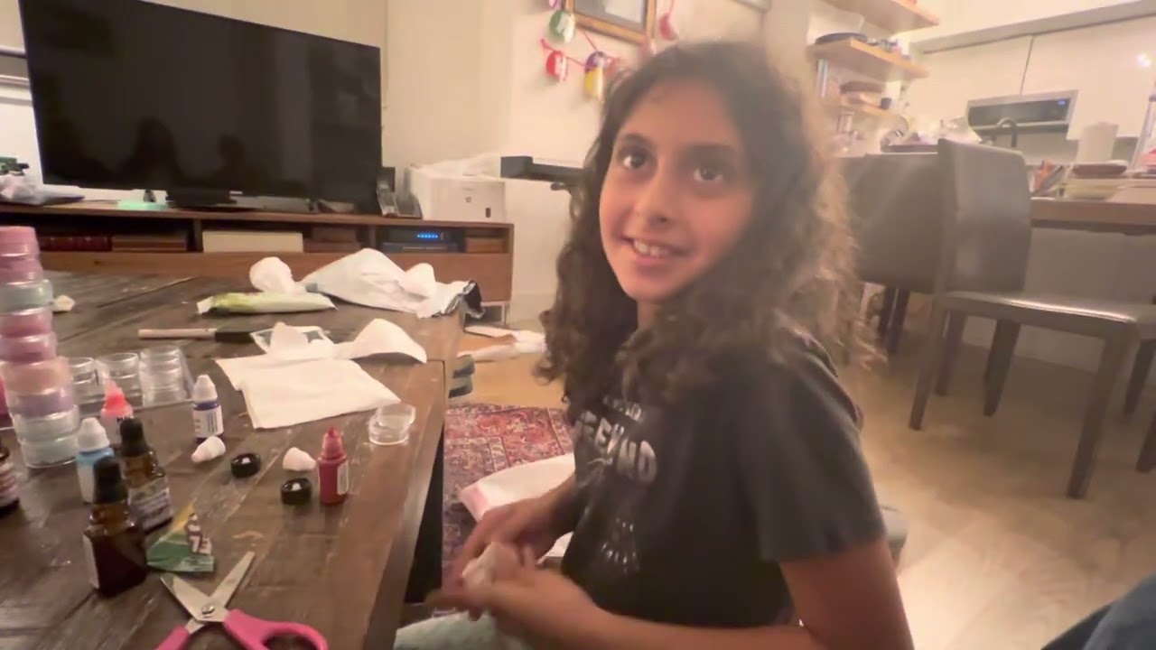 Soraya makes Aroma therapy dough