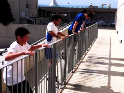 HIGHSCHOOL PARKOUR.m4v