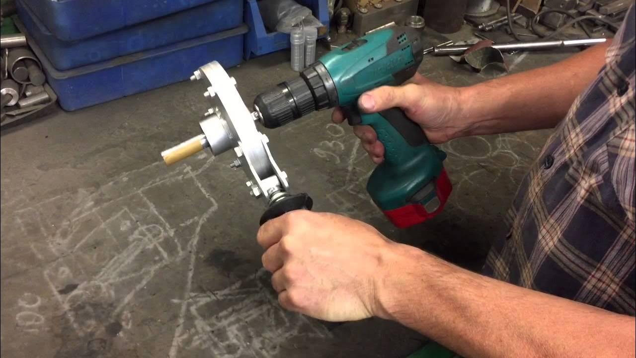 Помпа для перекачки воды с приводом от шуруповерта. Щепотка DIY