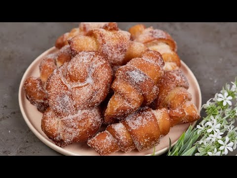video Fried croissants a delicious recipe ready in a few steps , Worldwide Recipes Fried croissants a delicious recipe ready in a few steps