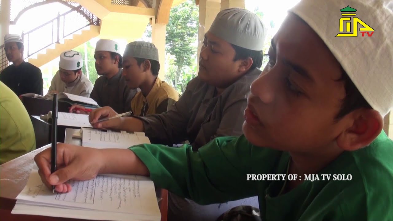 MENGENAL LEBIH DEKAT '' PONDOK PESANTREN DARUL MUSTHOFA'' KARANGPANDAN