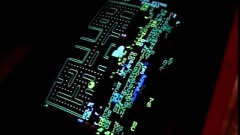 Pac-Man Plus Split Screen