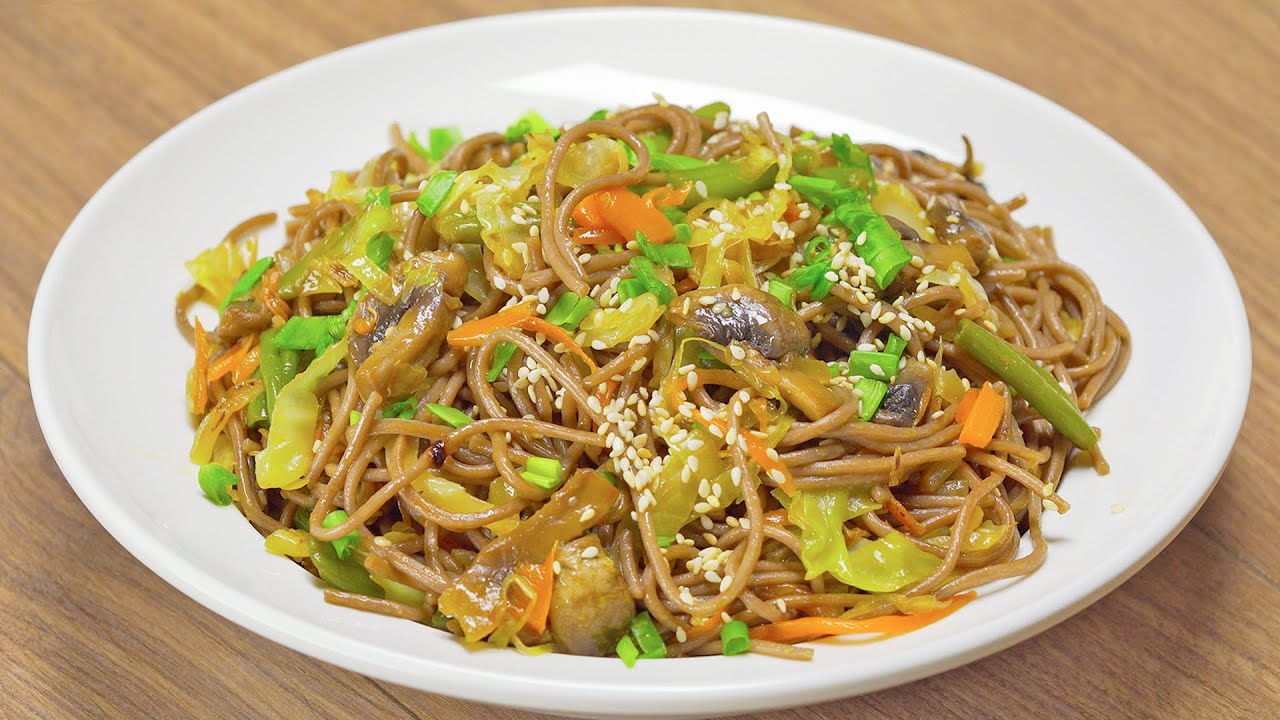 ГРЕЧНЕВАЯ ЛАПША С ОВОЩАМИ. Приготовить просто, получится очень вкусно! Рецепт от Всегда Вкусно!