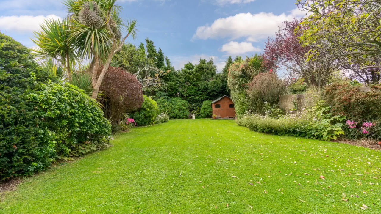 90 Trees Road, Mount Merrion, Co.Dublin YouTube