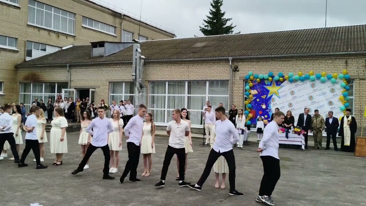 Вальс випускників. 11-А ❤️ Останній дзвоник 2025