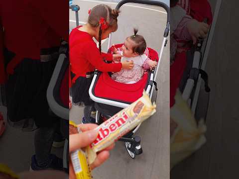 بابا كسر بخاطر الام الي راحو اولادها ذهب وألماس زعلو عليها كتير شوفو دهب بالاخير شوعملت