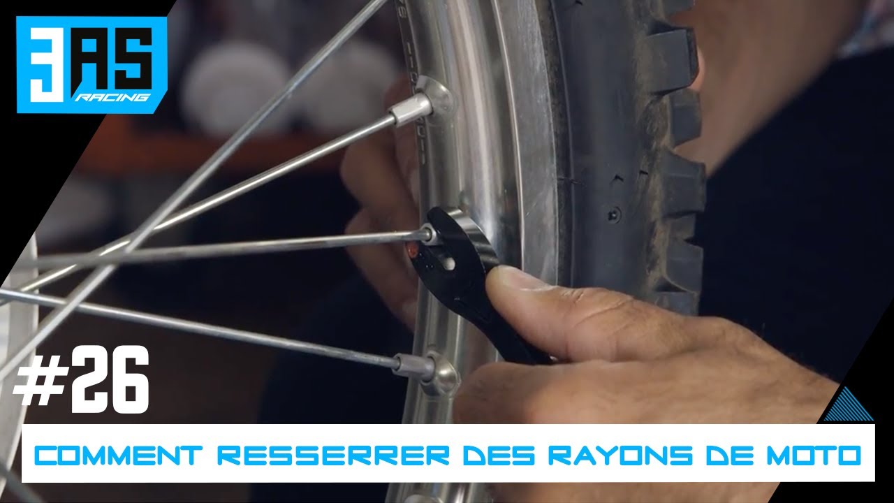 Comment resserrer des rayons de moto - Tuto Moto #26 