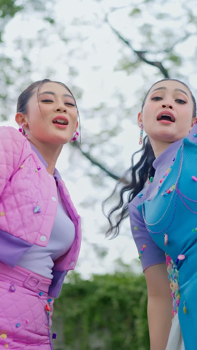 #duoanggrek #adat single terbaru dari Duo Anggrek yang pastinya bikin kamu..