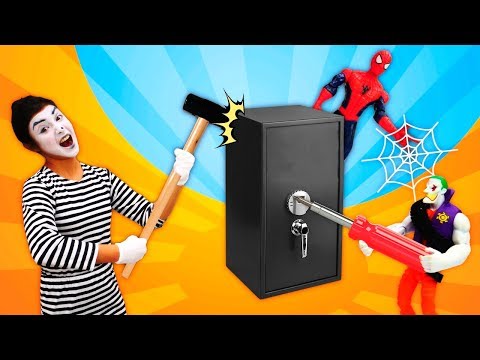 joker-vs-spiderman-superhero-challenge:-funny-superheroes-toys-for-kids