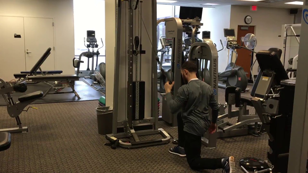 Cable Half Kneeling Single Arm Lat Pulldown - YouTube