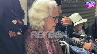 KESEDIHAN MERTUA PEREMPUAN ONCE MEKEL ATAS KEPERGIAN SANG SUAMI