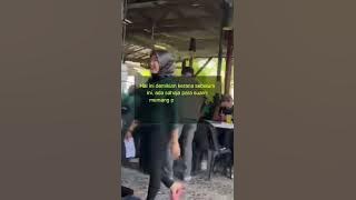 Darlene Adrienne, Pelayan Kedai Air Buah D'Flora Dipeluk Lelaki