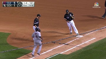 CLE@CWS: Abreu flashes the leather at first base